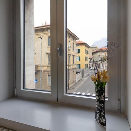 Appartamento Papavero - Affitti Brevi Italia Лекко Экстерьер фото